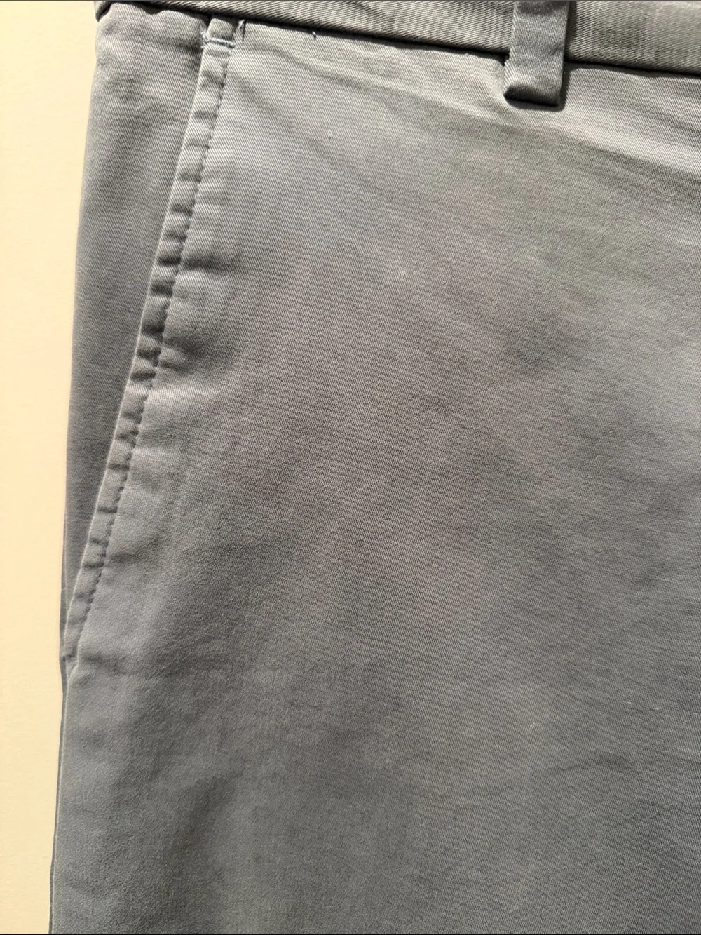 Banana Republic Men's Gray Chino Pants